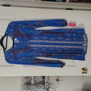 Xhilaration Extra Small Blue Floral Dress with Long Sleeves